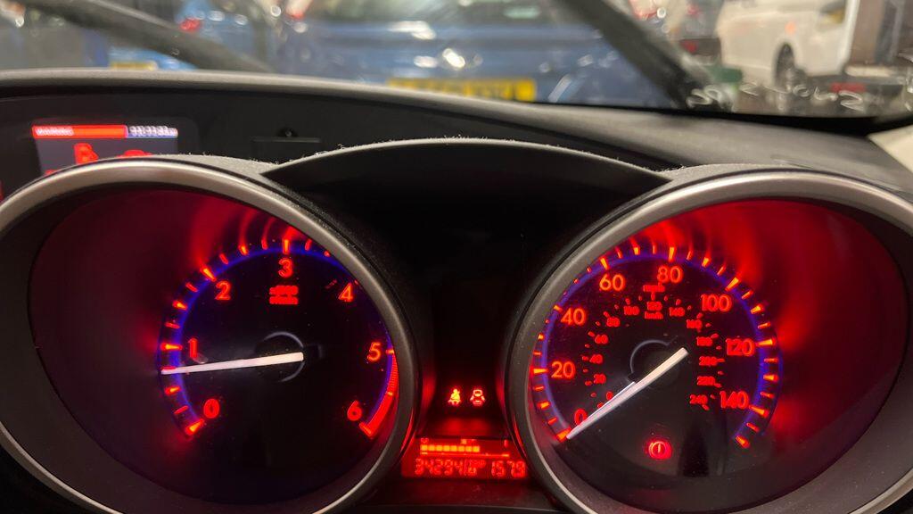 Used Mazda Mazda3 2011 for sale - 77939633: Photo 10