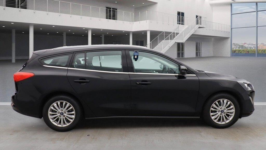 Used Ford Focus 2019 for sale - 76832115: Photo 5