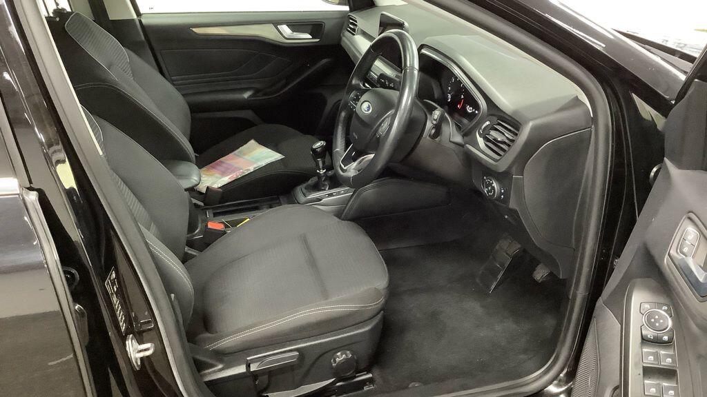 Used Ford Focus 2019 for sale - 76832115: Photo 7