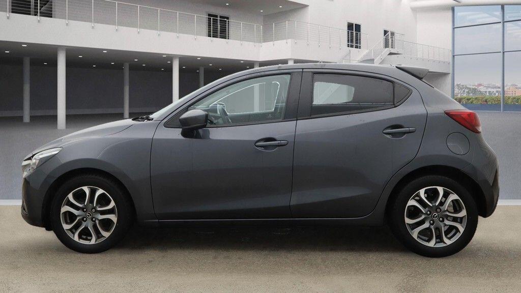 Used Mazda Mazda2 2017 for sale - 76832701: Photo 6