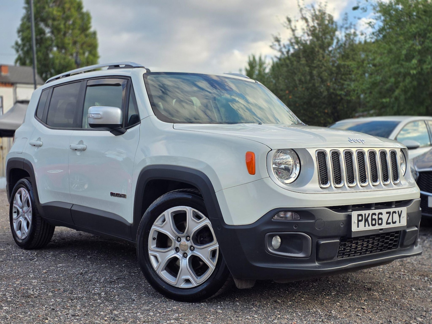 Used Jeep Renegade 2016 for sale - 76832458: Photo 13