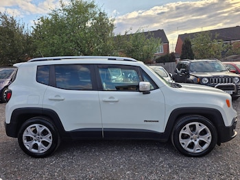 Used Jeep Renegade 2016 for sale - 76832458: Photo