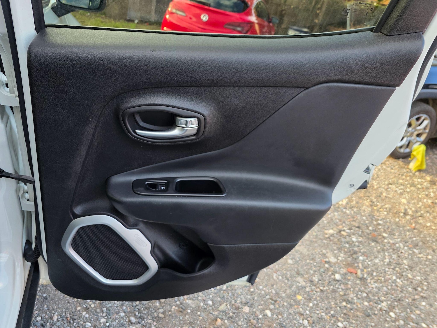 Used Jeep Renegade 2016 for sale - 76832458: Photo 39