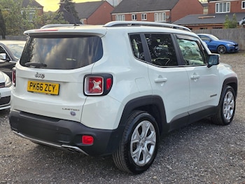 Used Jeep Renegade 2016 for sale - 76832458: Photo