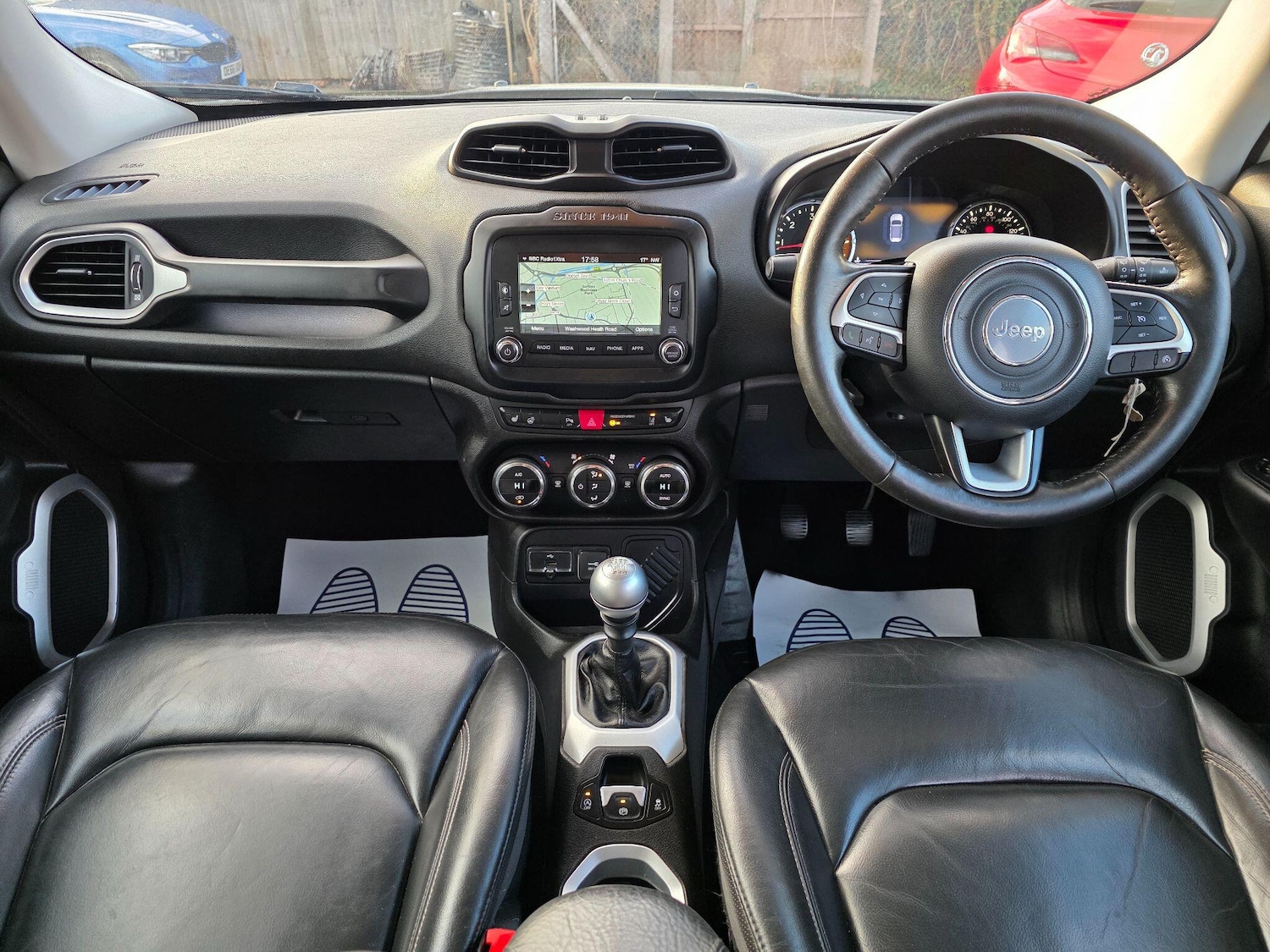 Used Jeep Renegade 2016 for sale - 76832458: Photo 5