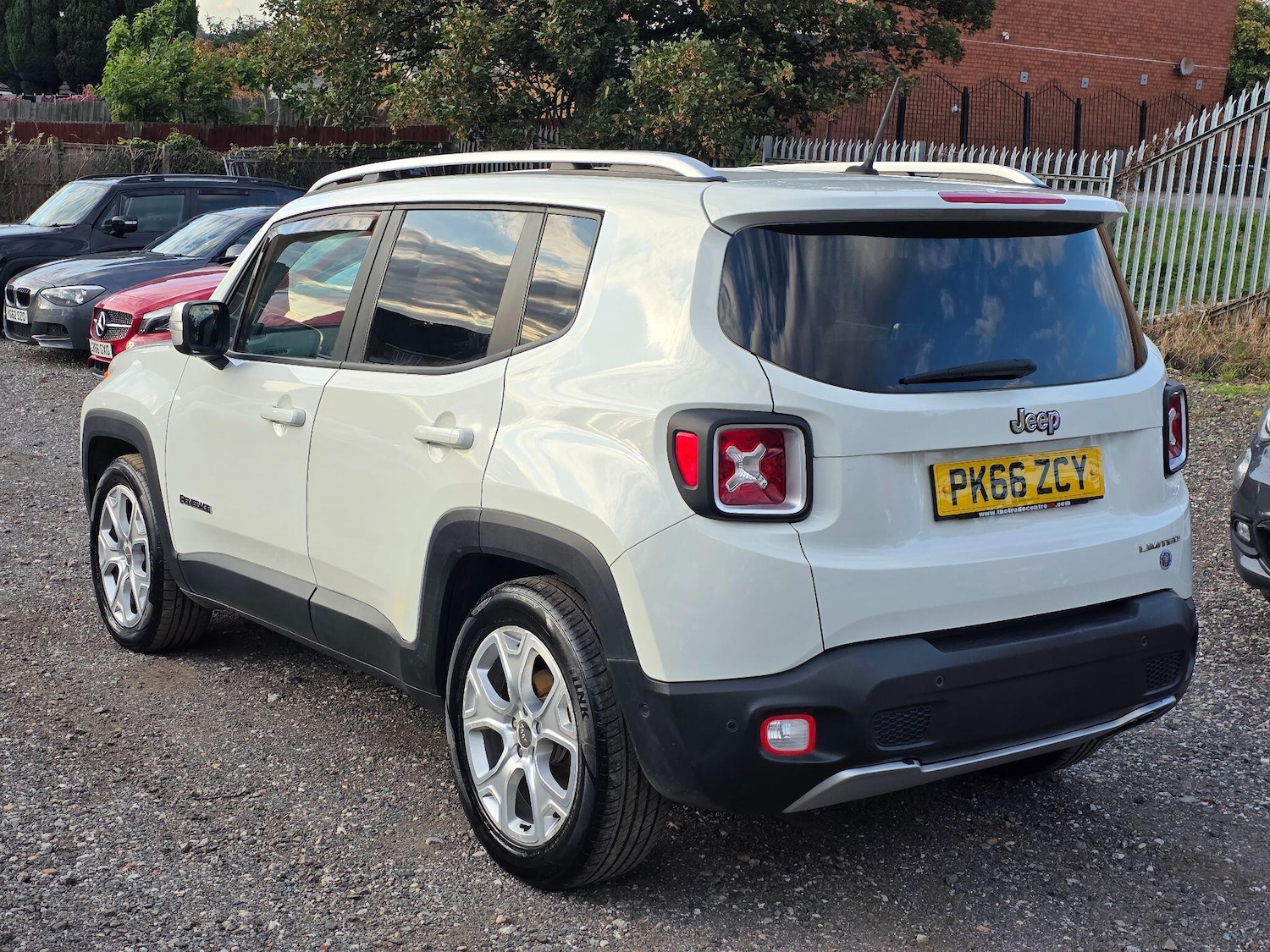 Used Jeep Renegade 2016 for sale - 76832458: Photo 8