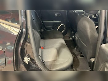 Used Jeep Renegade 2017 for sale - 76832694: Photo