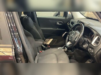 Used Jeep Renegade 2017 for sale - 76832694: Photo