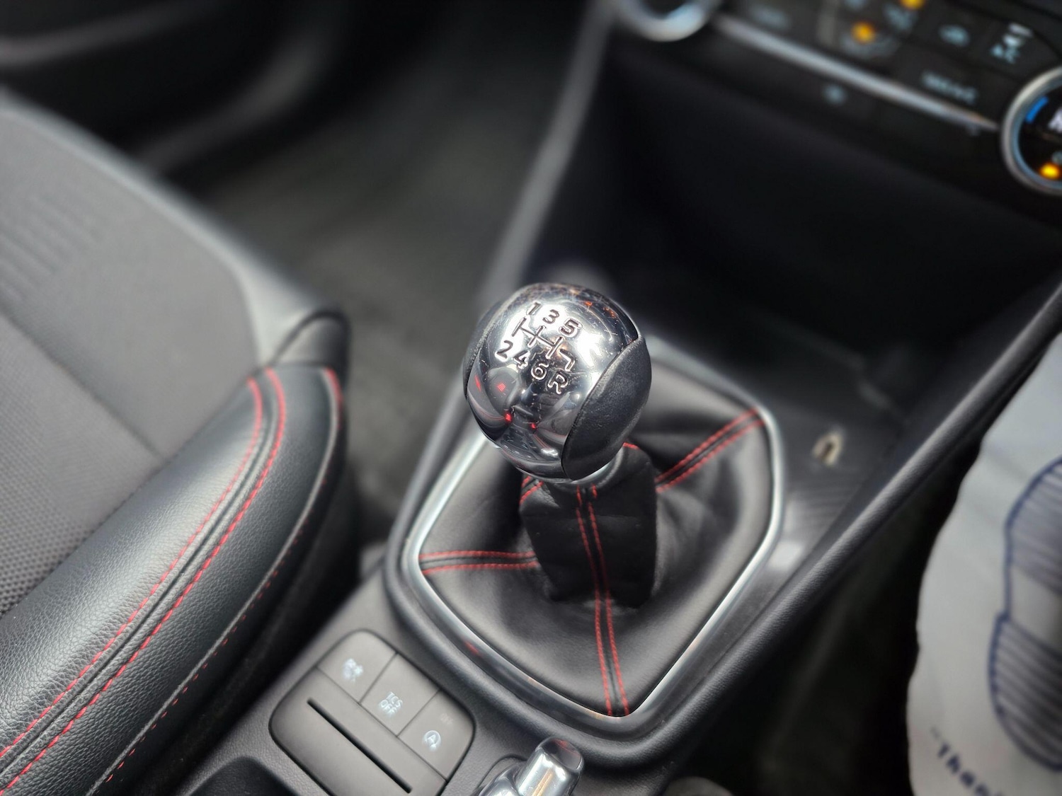 Used Ford Fiesta 2020 for sale - 76832576: Photo 25