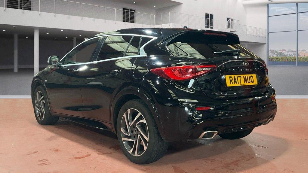 Used Infiniti Q30 2017 for sale - 76832631: Photo 3