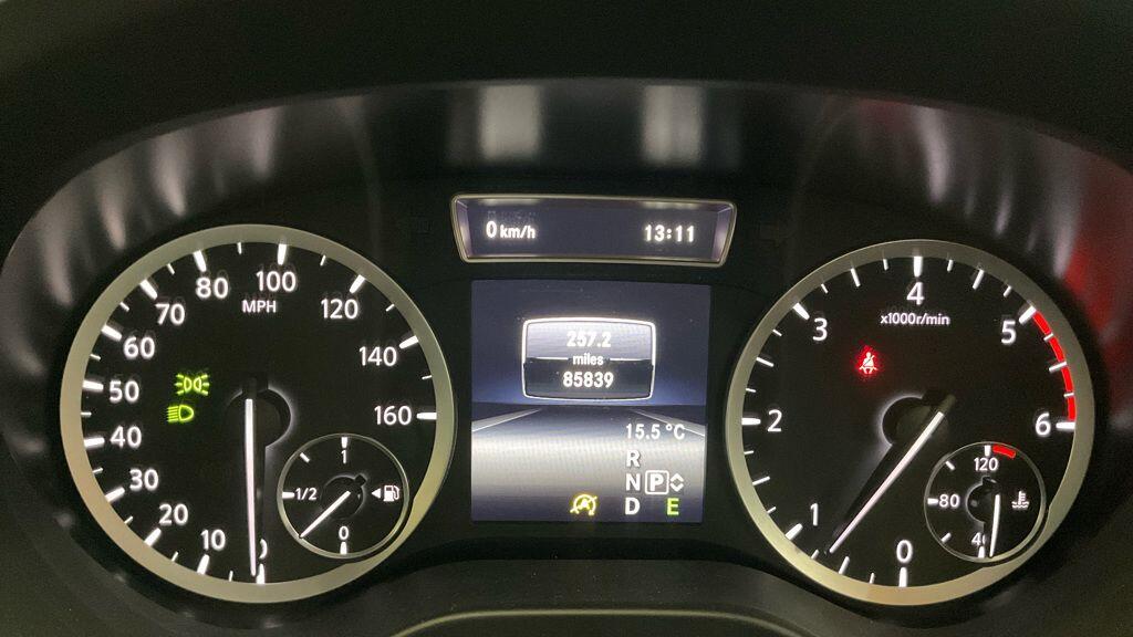 Used Infiniti Q30 2017 for sale - 76832631: Photo 9