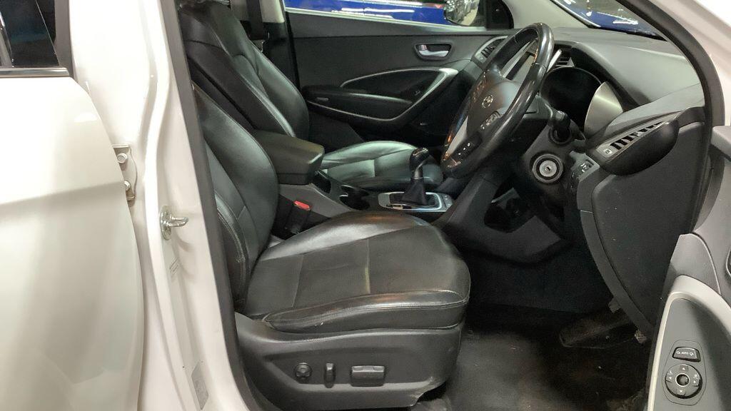 Used Hyundai Santa Fe 2016 for sale - 77658878: Photo 8