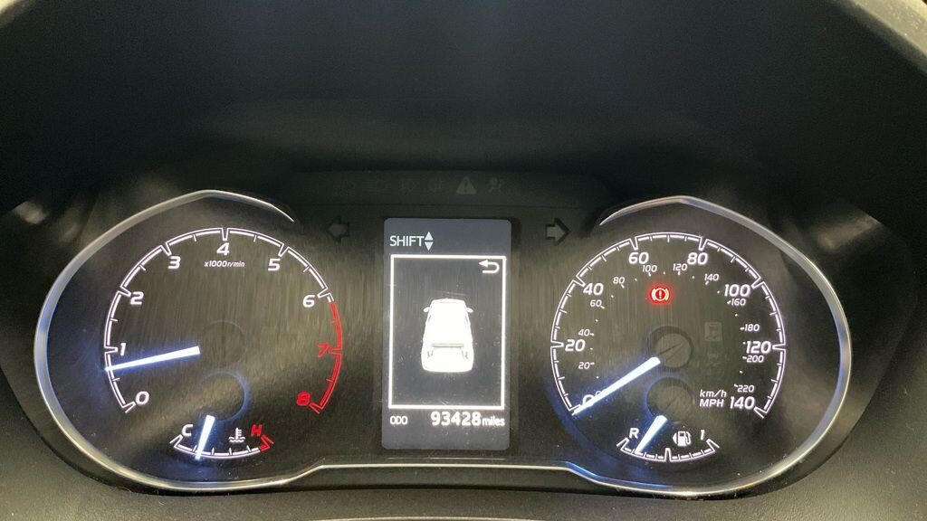 Used Toyota Yaris 2017 for sale - 76832844: Photo 10