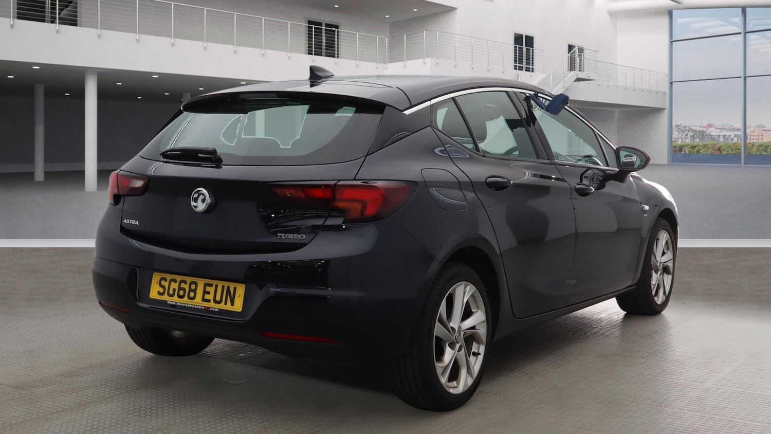 Used Vauxhall Astra 2018 for sale - 76832741: Photo 4