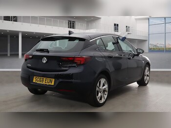 Used Vauxhall Astra 2018 for sale - 76832741: Photo