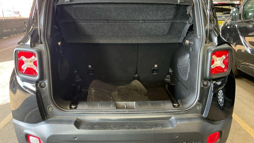 Used Jeep Renegade 2016 for sale - 76832682: Photo 14