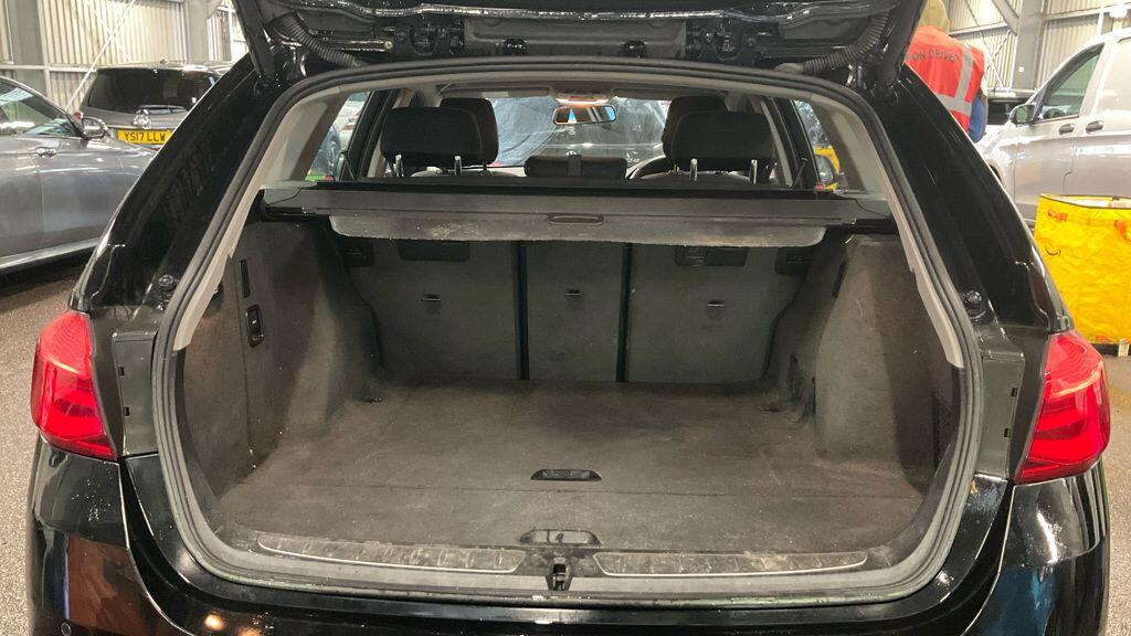 Used BMW 3 Series 2017 for sale - 77016681: Photo 10