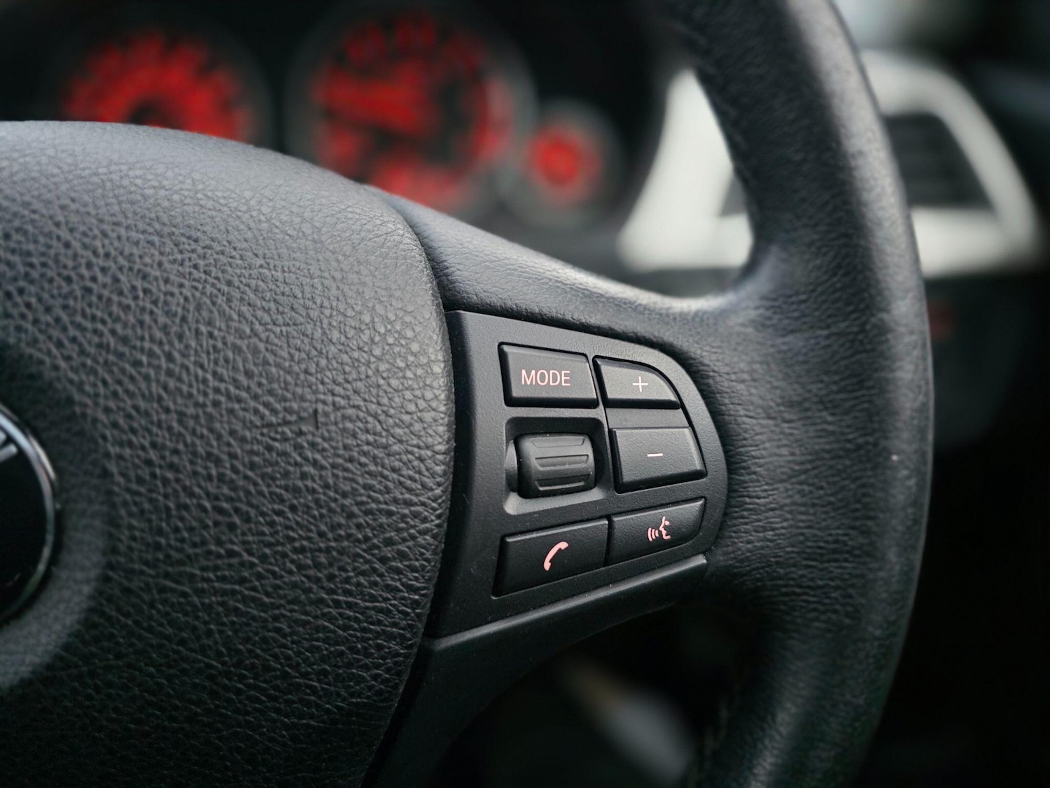 Used BMW 3 Series 2017 for sale - 77016681: Photo 26