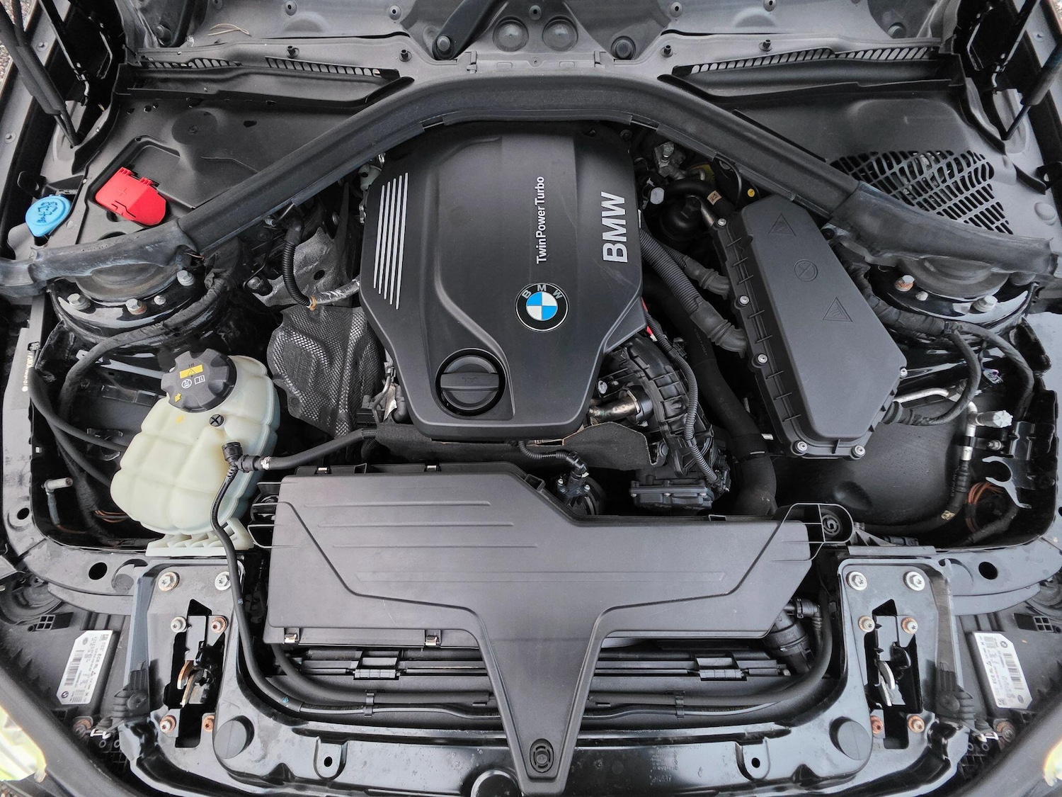 Used BMW 3 Series 2017 for sale - 77016681: Photo 29