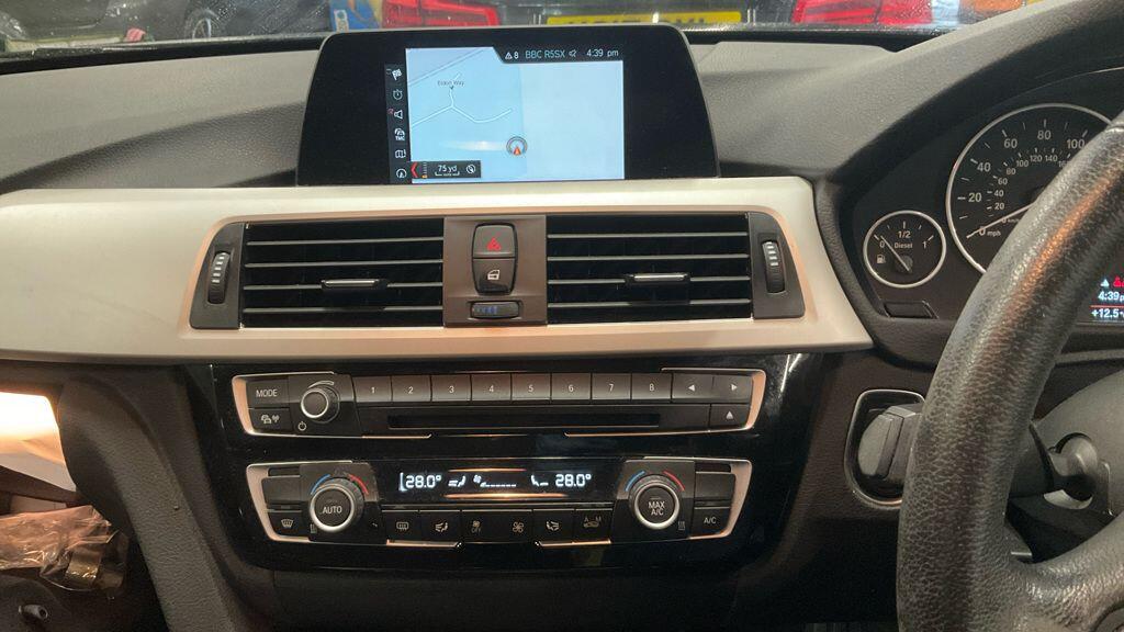 Used BMW 3 Series 2017 for sale - 77016681: Photo 8