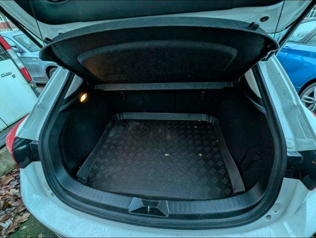 Used Mazda Mazda3 2016 for sale - 77253705: Photo 11