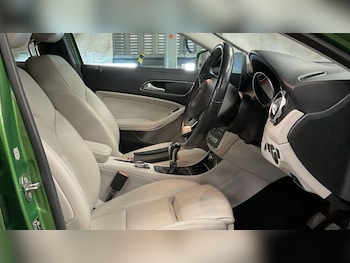 Used Mercedes-Benz GLA 2017 for sale - 76832697: Photo