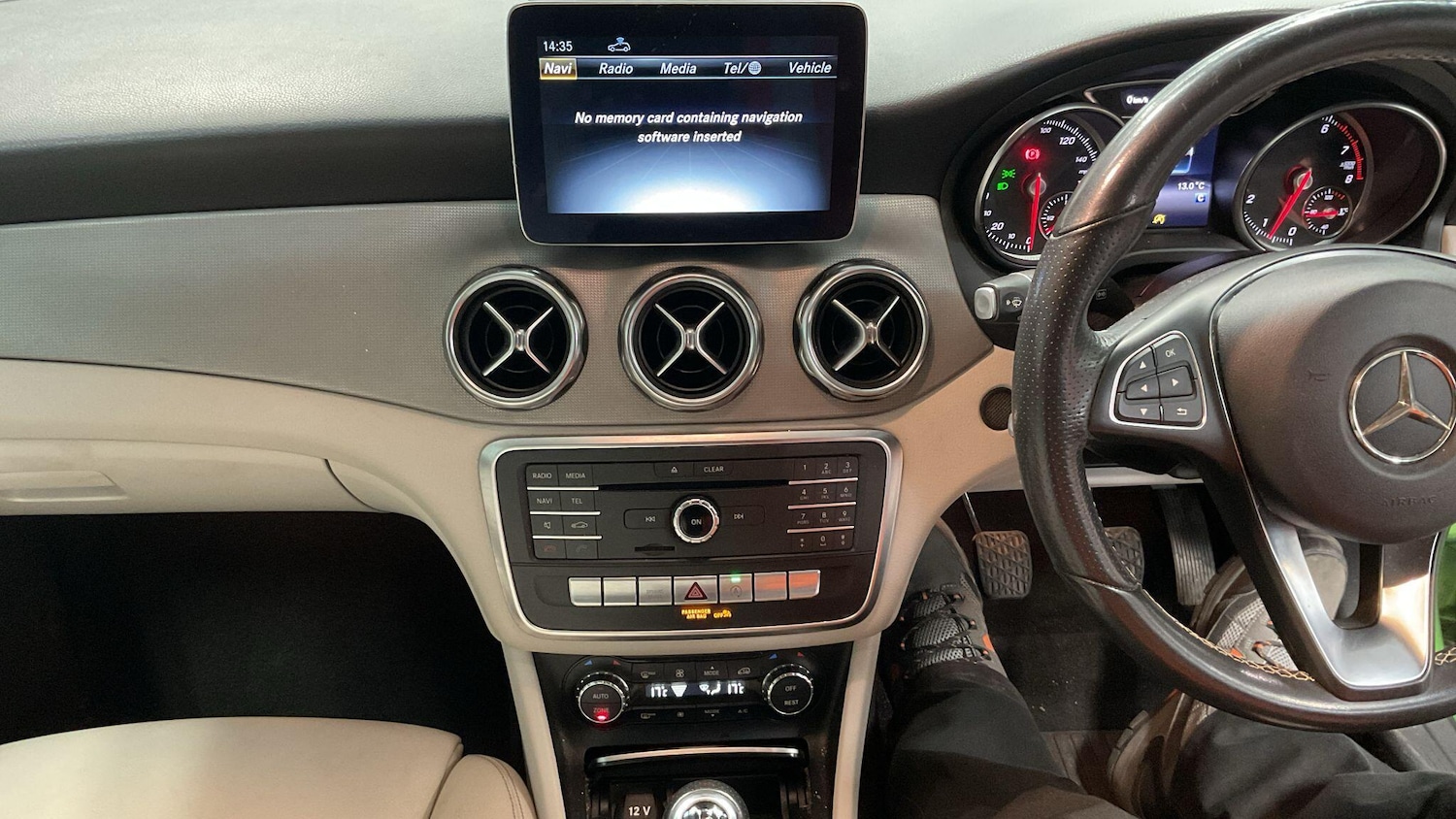 Used Mercedes-Benz GLA 2017 for sale - 76832697: Photo 5