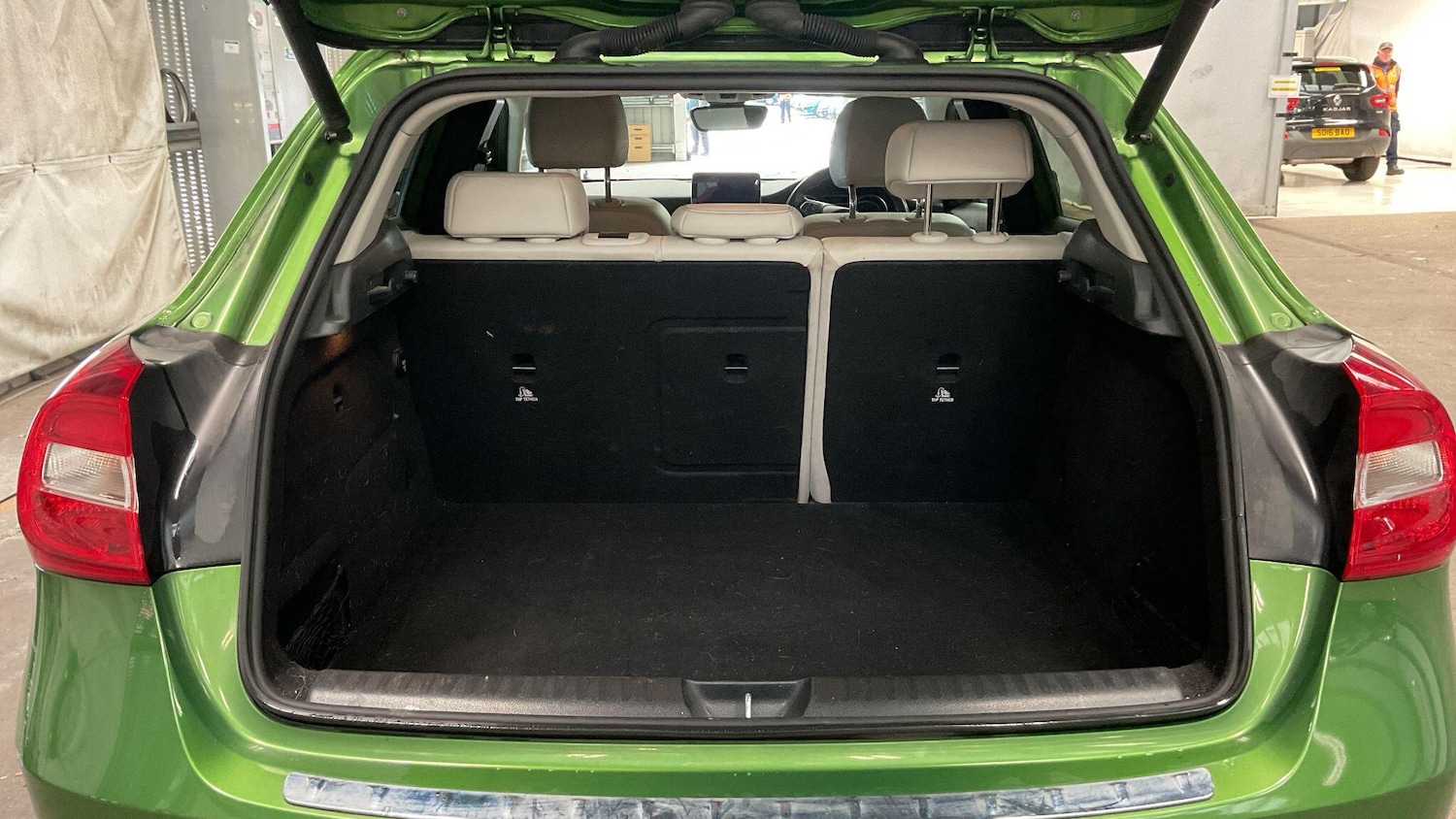 Used Mercedes-Benz GLA 2017 for sale - 76832697: Photo 7