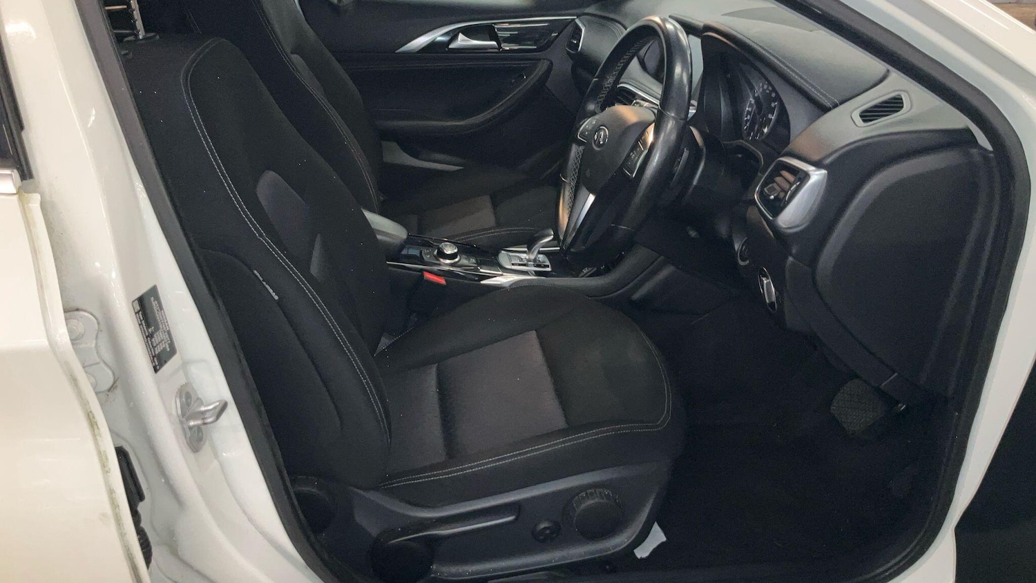 Used Infiniti Q30 2017 for sale - 77057523: Photo 7