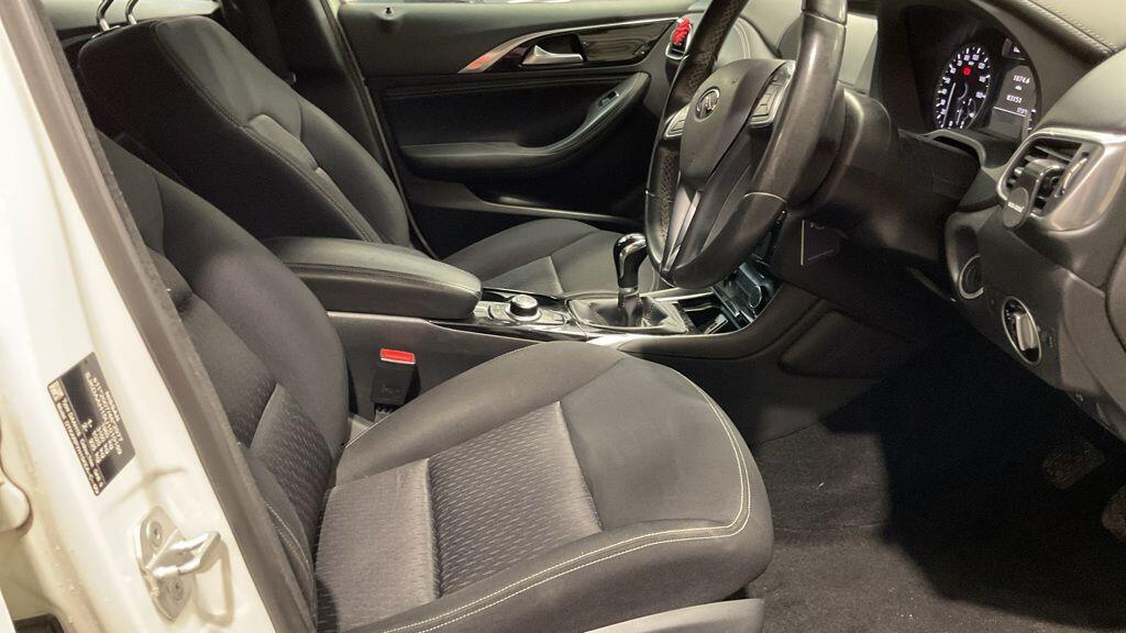 Used Infiniti Q30 2017 for sale - 76832108: Photo 10