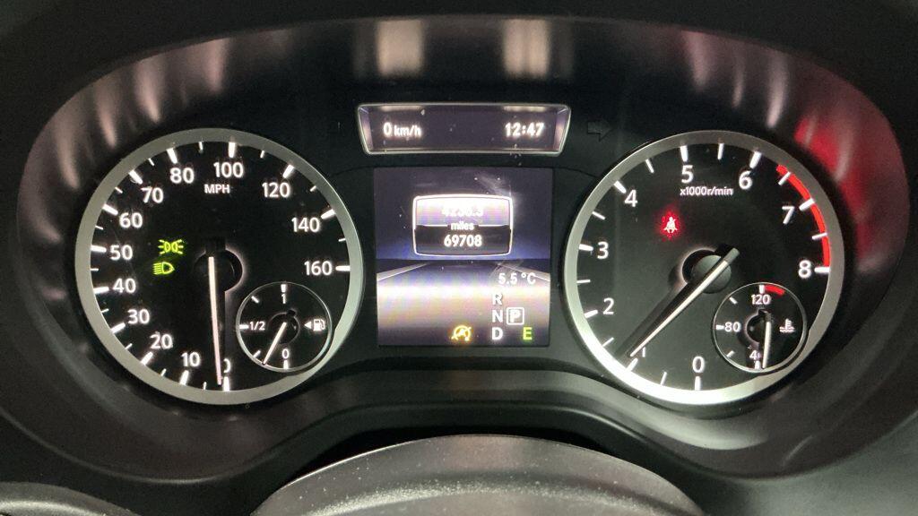 Used Infiniti Q30 2016 for sale - 77646271: Photo 10