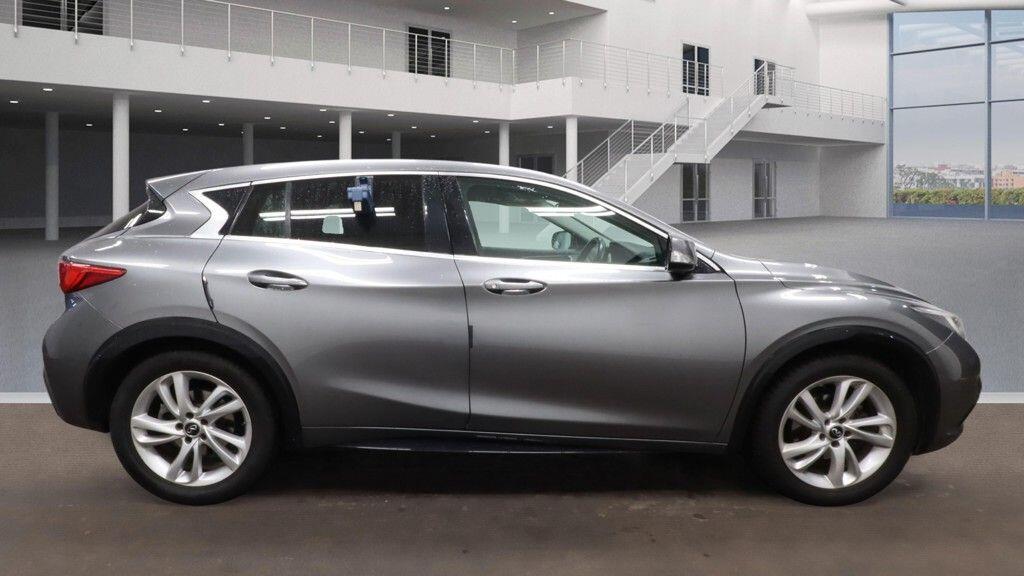 Used Infiniti Q30 2016 for sale - 77646271: Photo 5