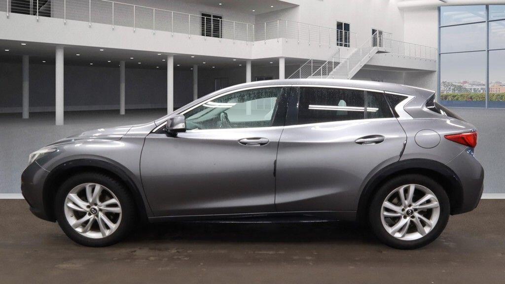 Used Infiniti Q30 2016 for sale - 77646271: Photo 6