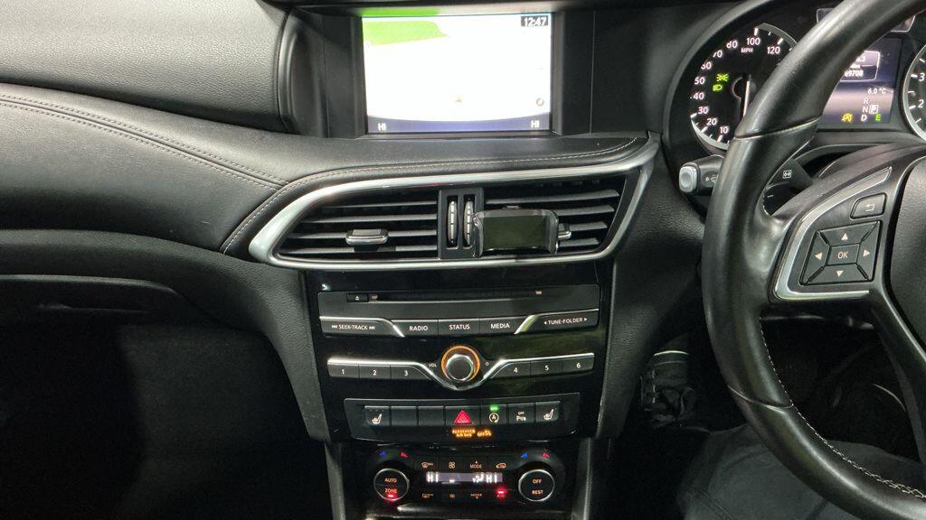 Used Infiniti Q30 2016 for sale - 77646271: Photo 9