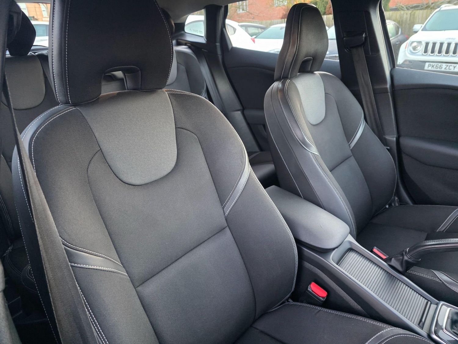 Used Volvo V40 2017 for sale - 77097822: Photo 22