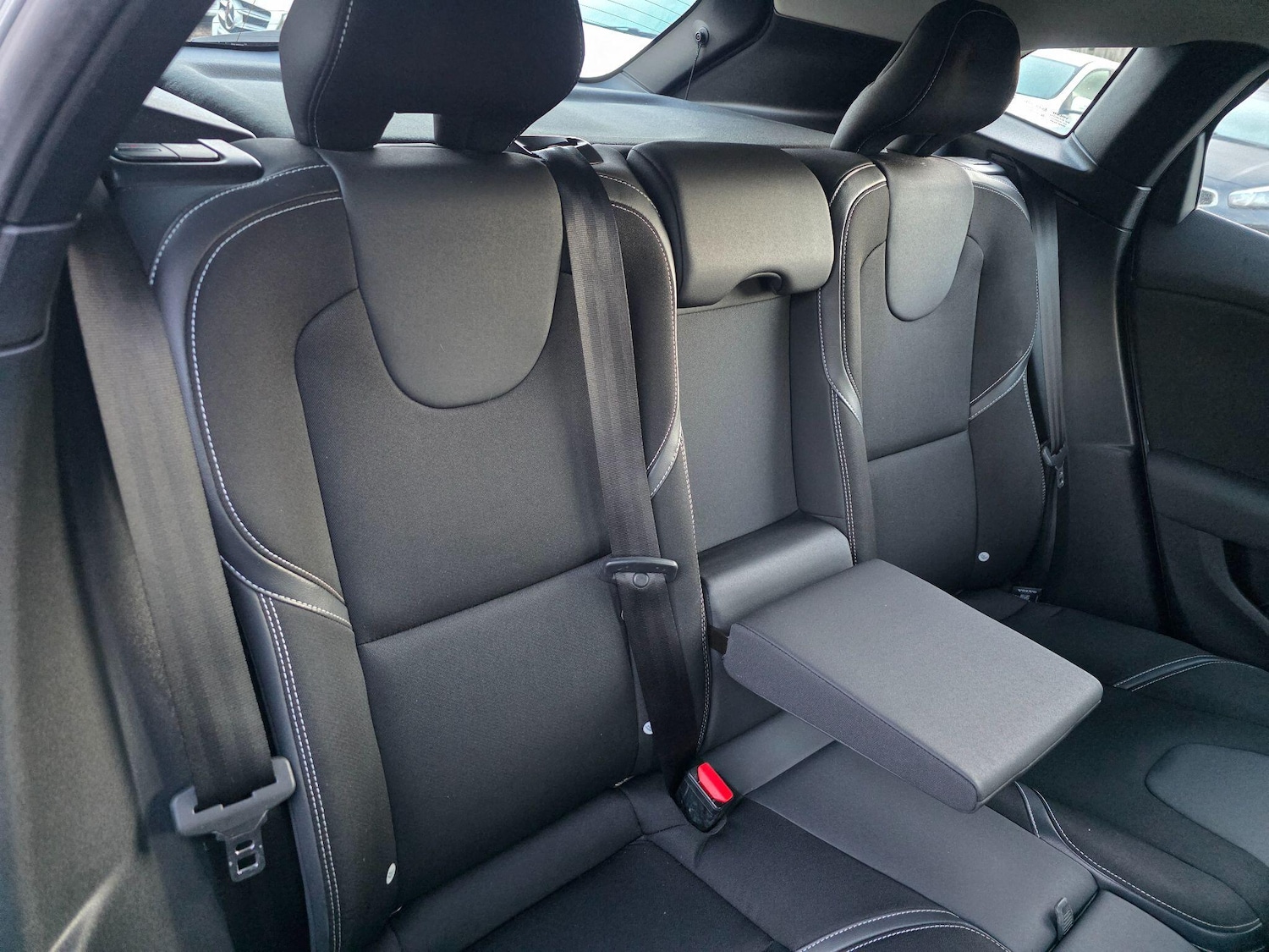 Used Volvo V40 2017 for sale - 77097822: Photo 24