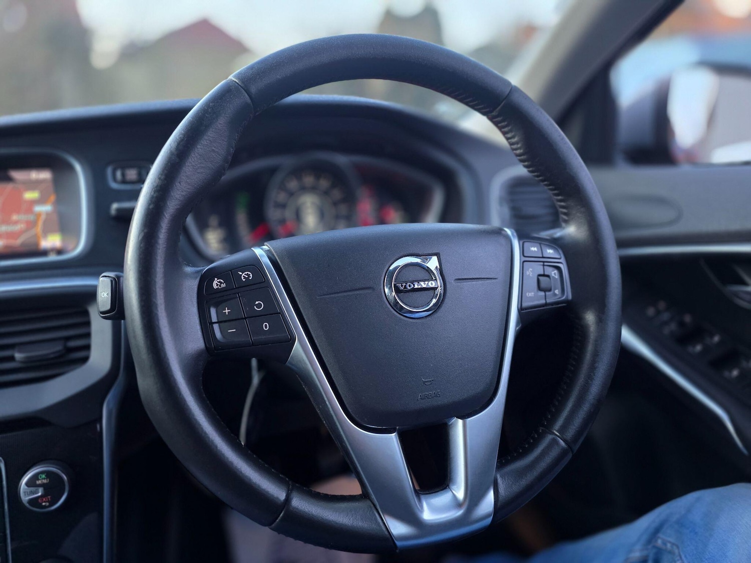 Used Volvo V40 2017 for sale - 77097822: Photo 34