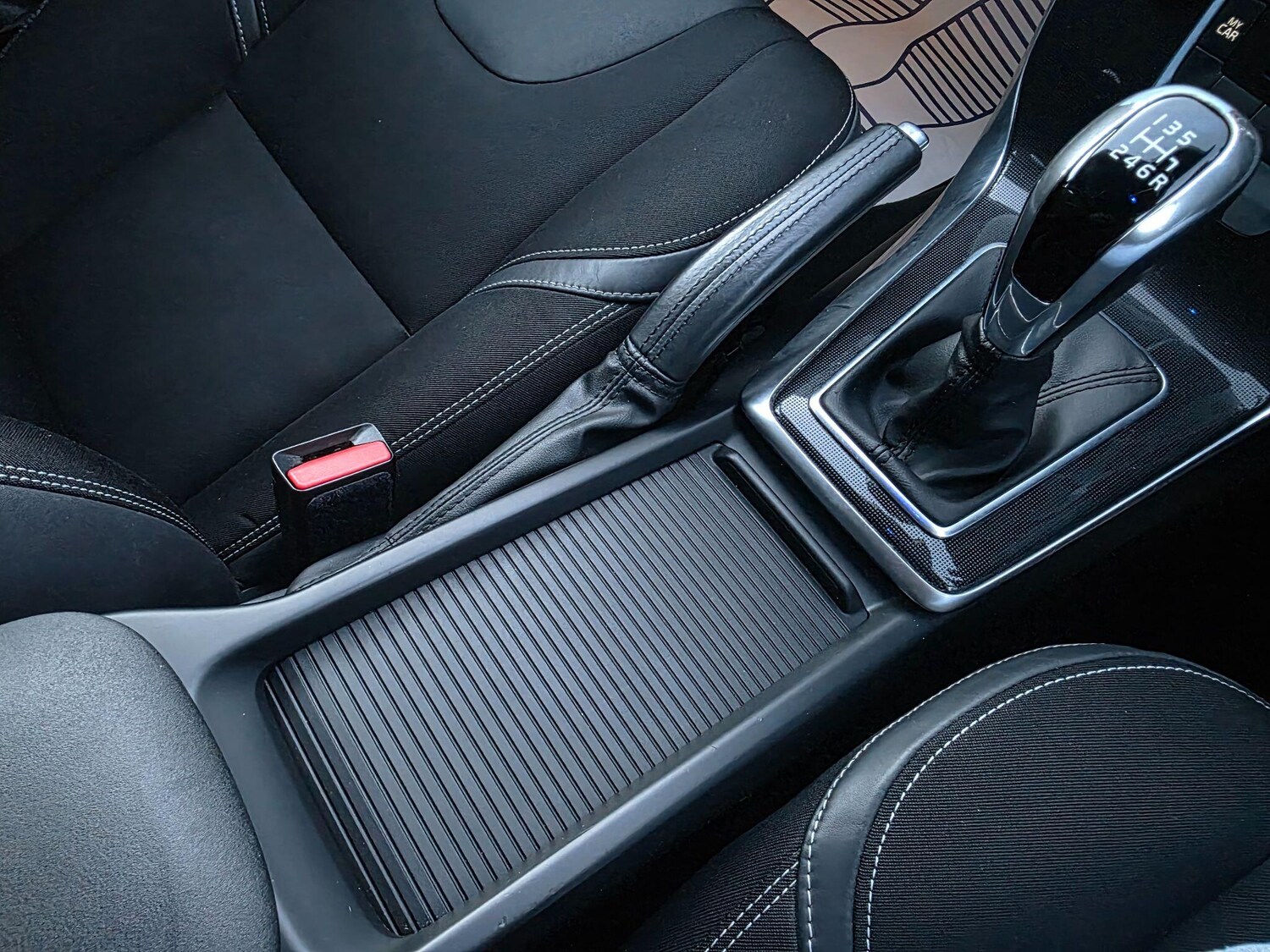 Used Volvo V40 2017 for sale - 77097822: Photo 37