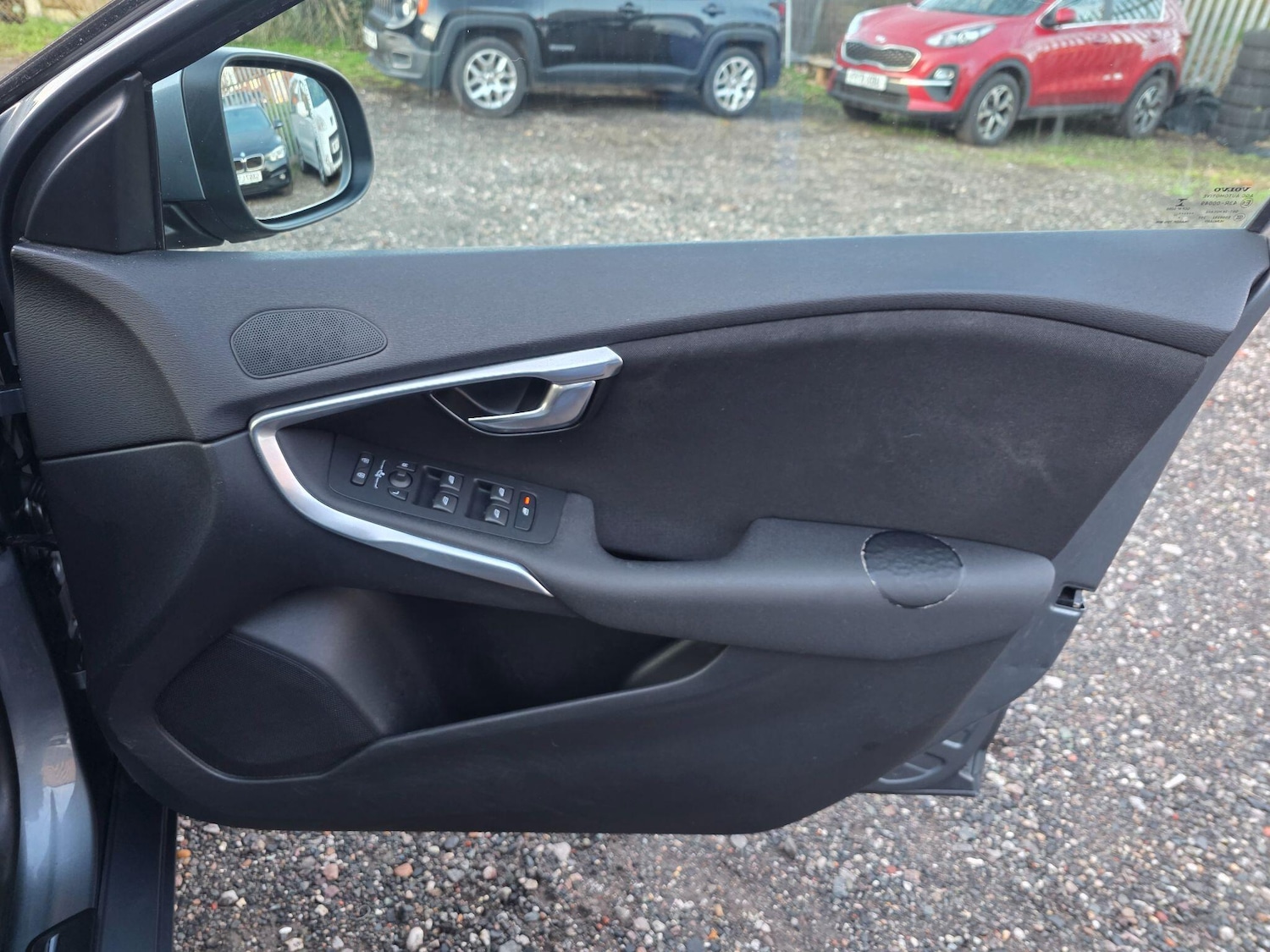 Used Volvo V40 2017 for sale - 77097822: Photo 39