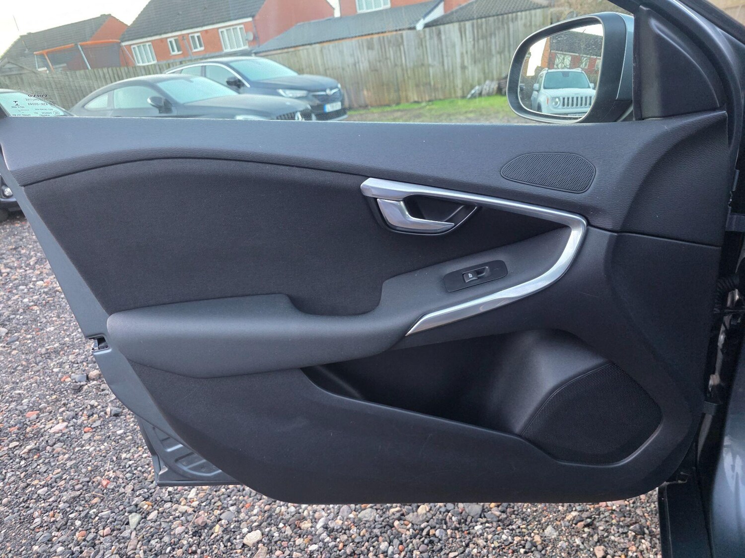 Used Volvo V40 2017 for sale - 77097822: Photo 41