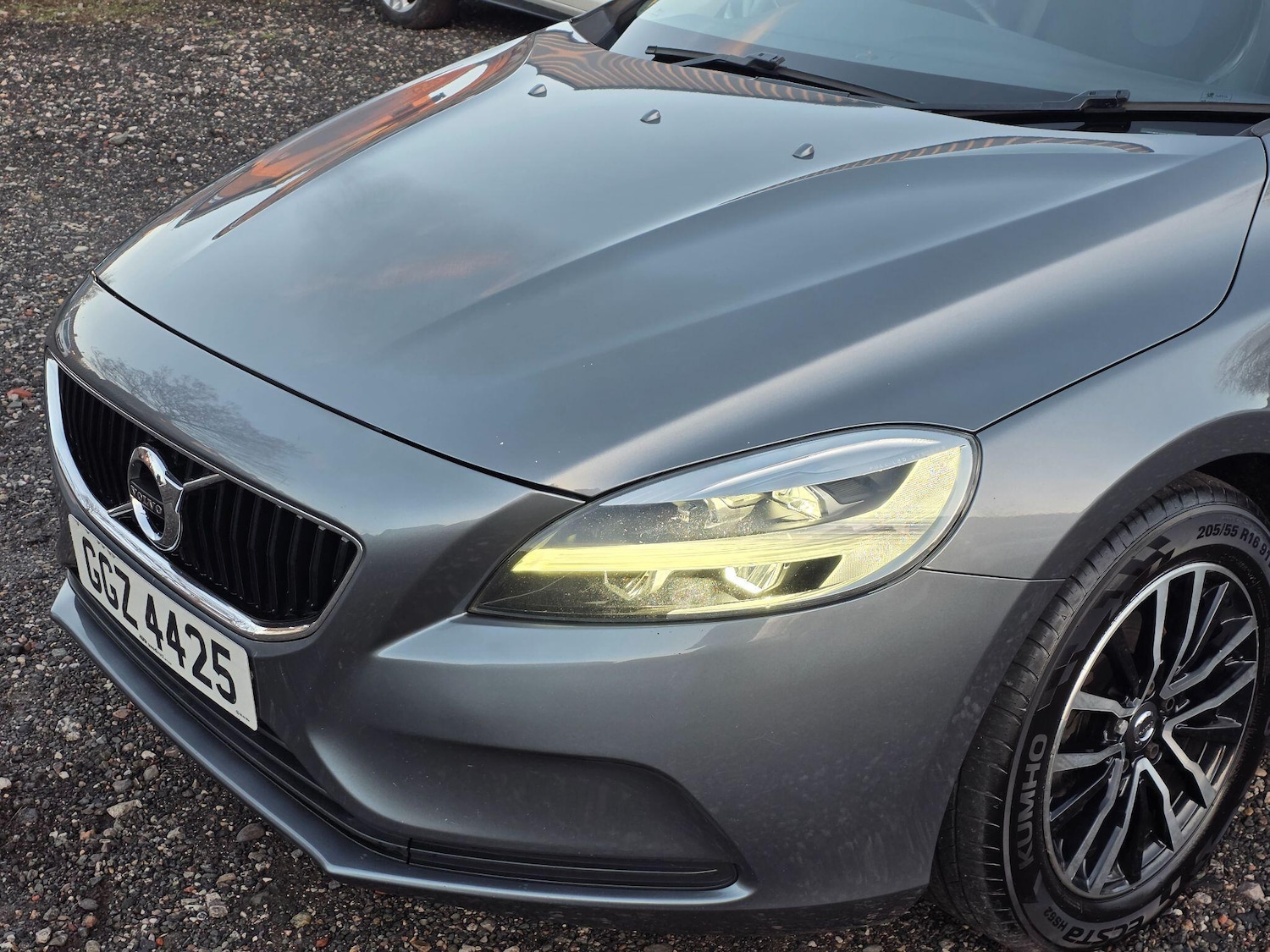 Used Volvo V40 2017 for sale - 77097822: Photo 50