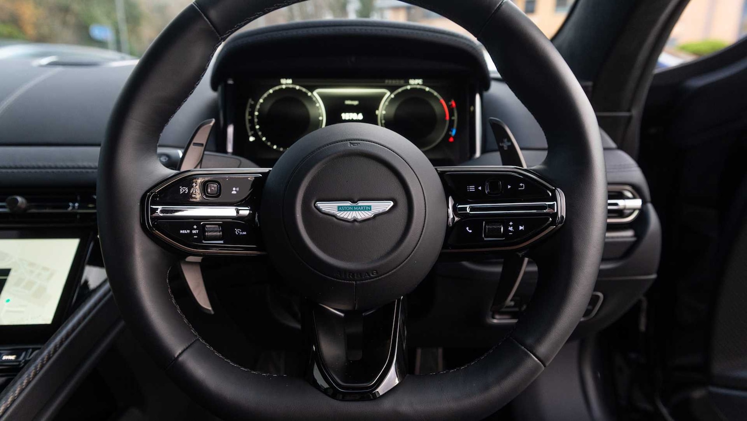 Used Aston Martin V8 for sale - 76916008: Photo 11