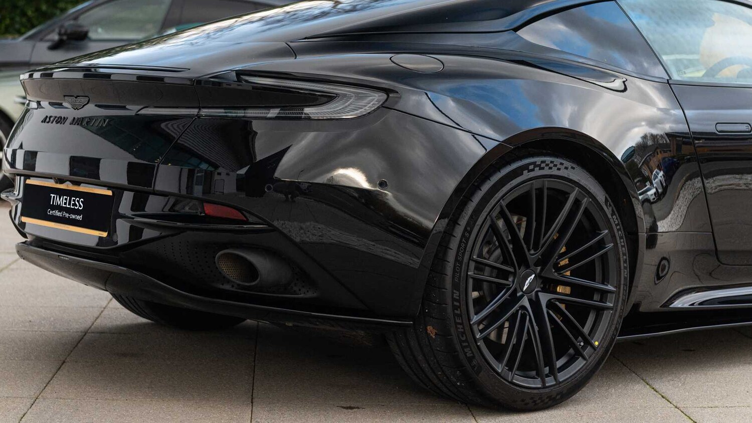 Used Aston Martin V8 for sale - 76916008: Photo 25