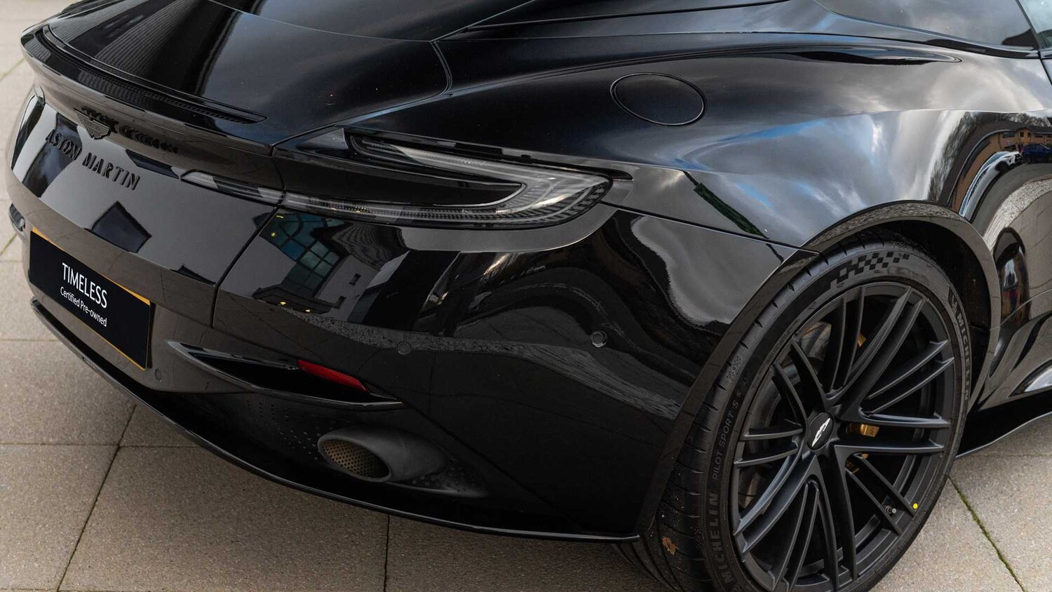 Used Aston Martin V8 for sale - 76916008: Photo 26