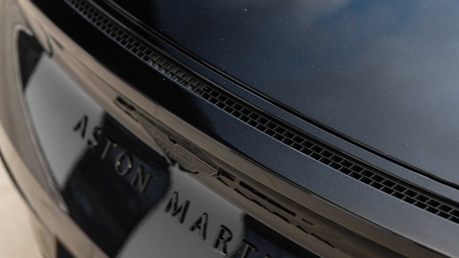 Used Aston Martin V8 for sale - 76916008: Photo 28