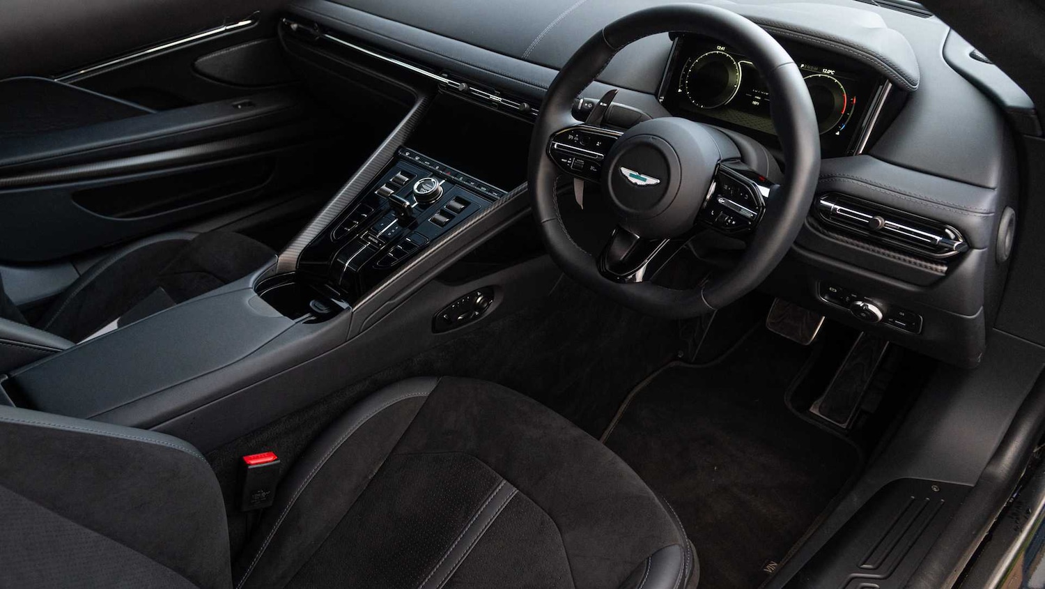 Used Aston Martin V8 for sale - 76916008: Photo 3