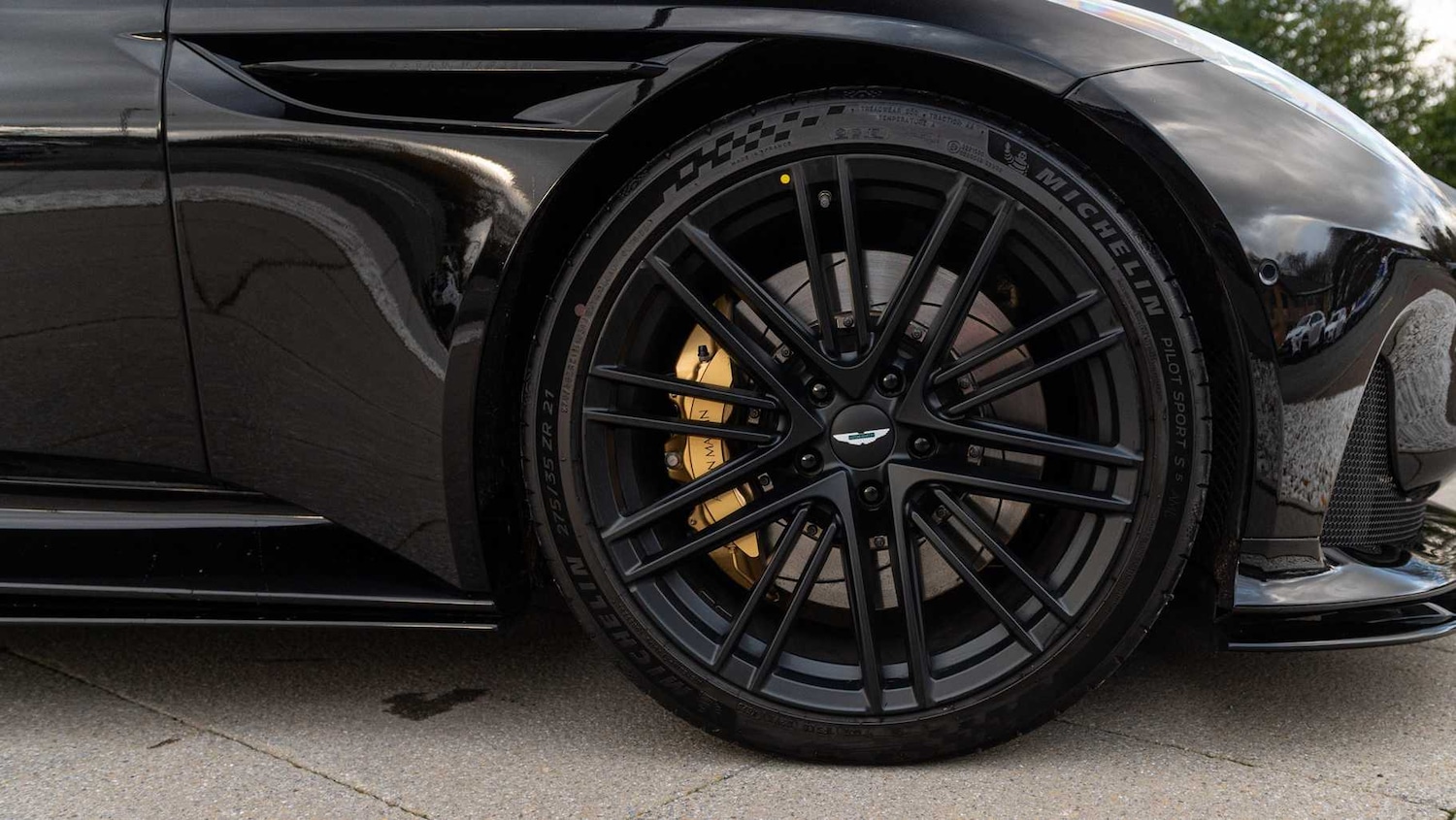 Used Aston Martin V8 for sale - 76916008: Photo 4