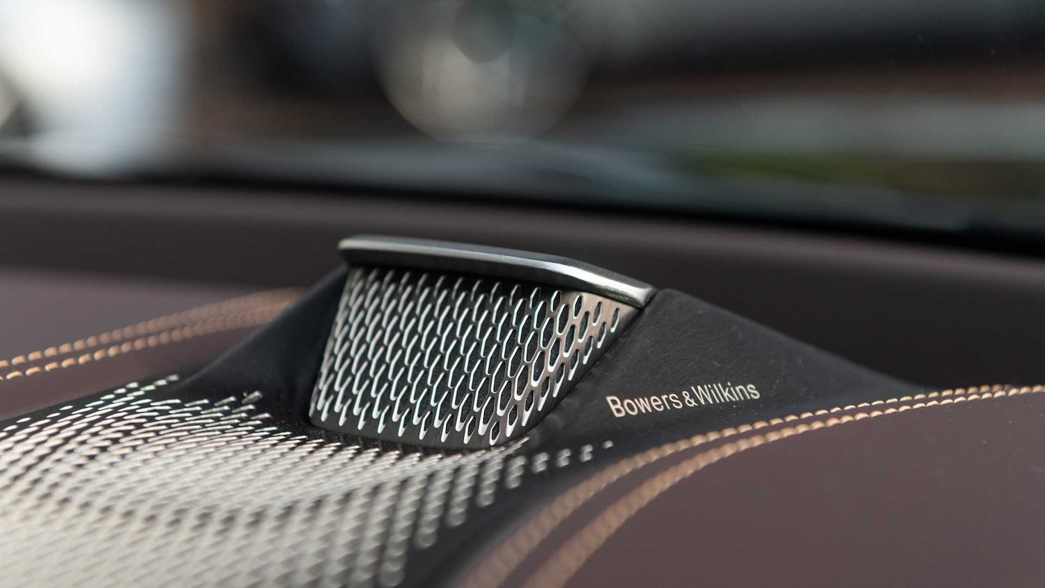 Used Aston Martin DBX 2025 for sale - 77458610: Photo 34