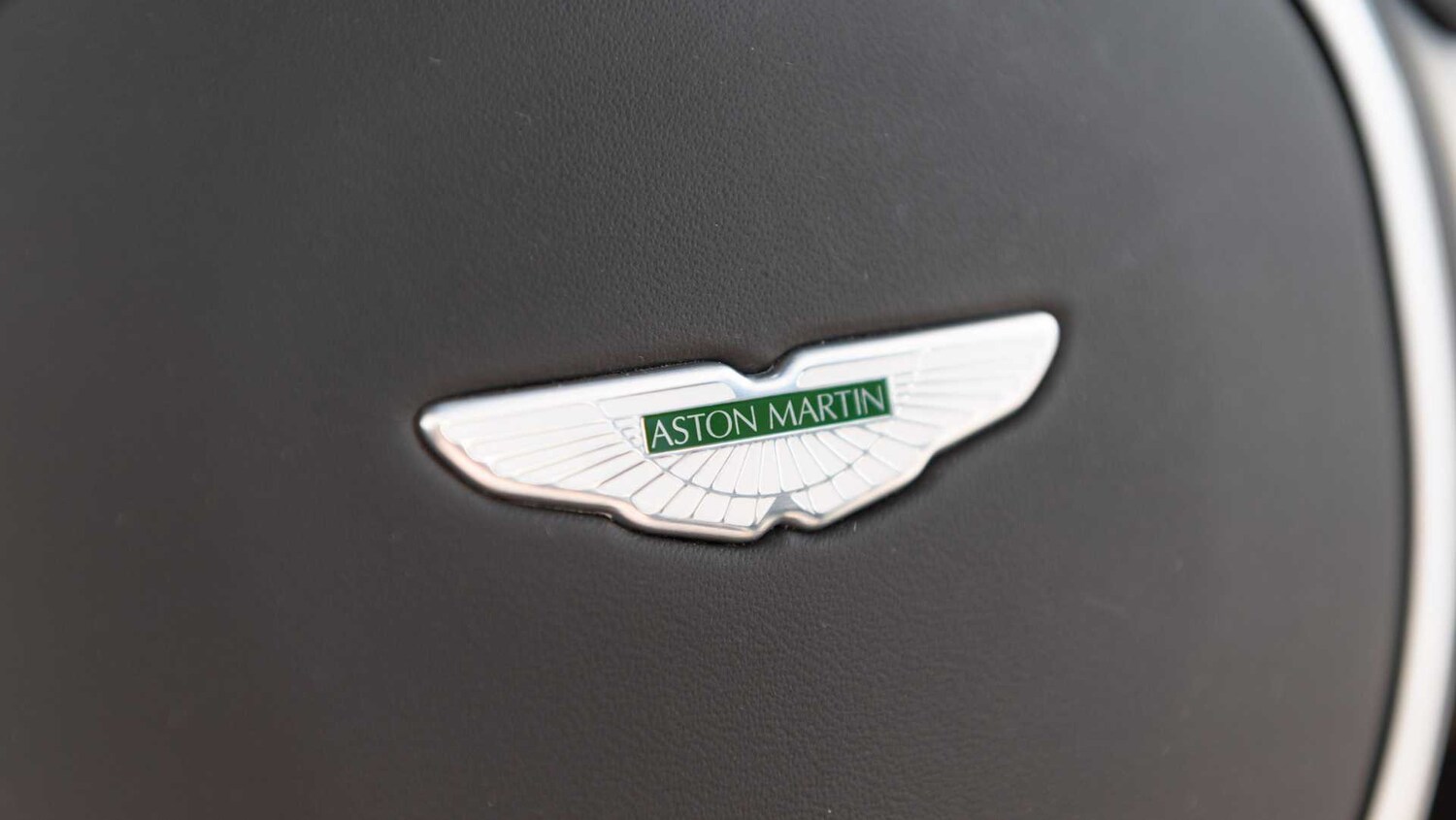 Used Aston Martin DB11 2021 for sale - 78149171: Photo 10