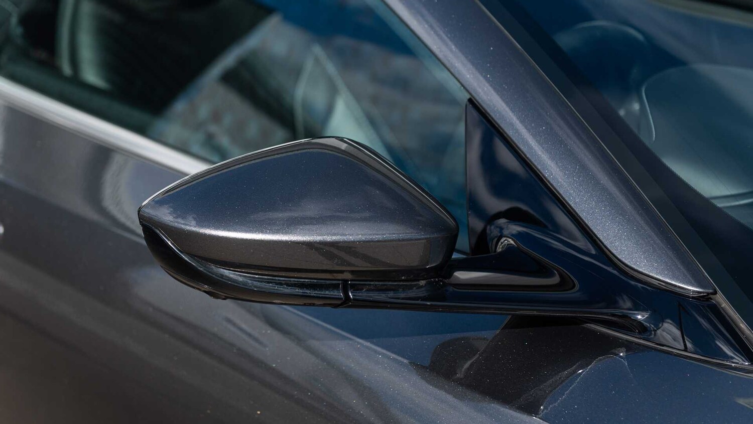 Used Aston Martin DB11 2021 for sale - 78149171: Photo 21